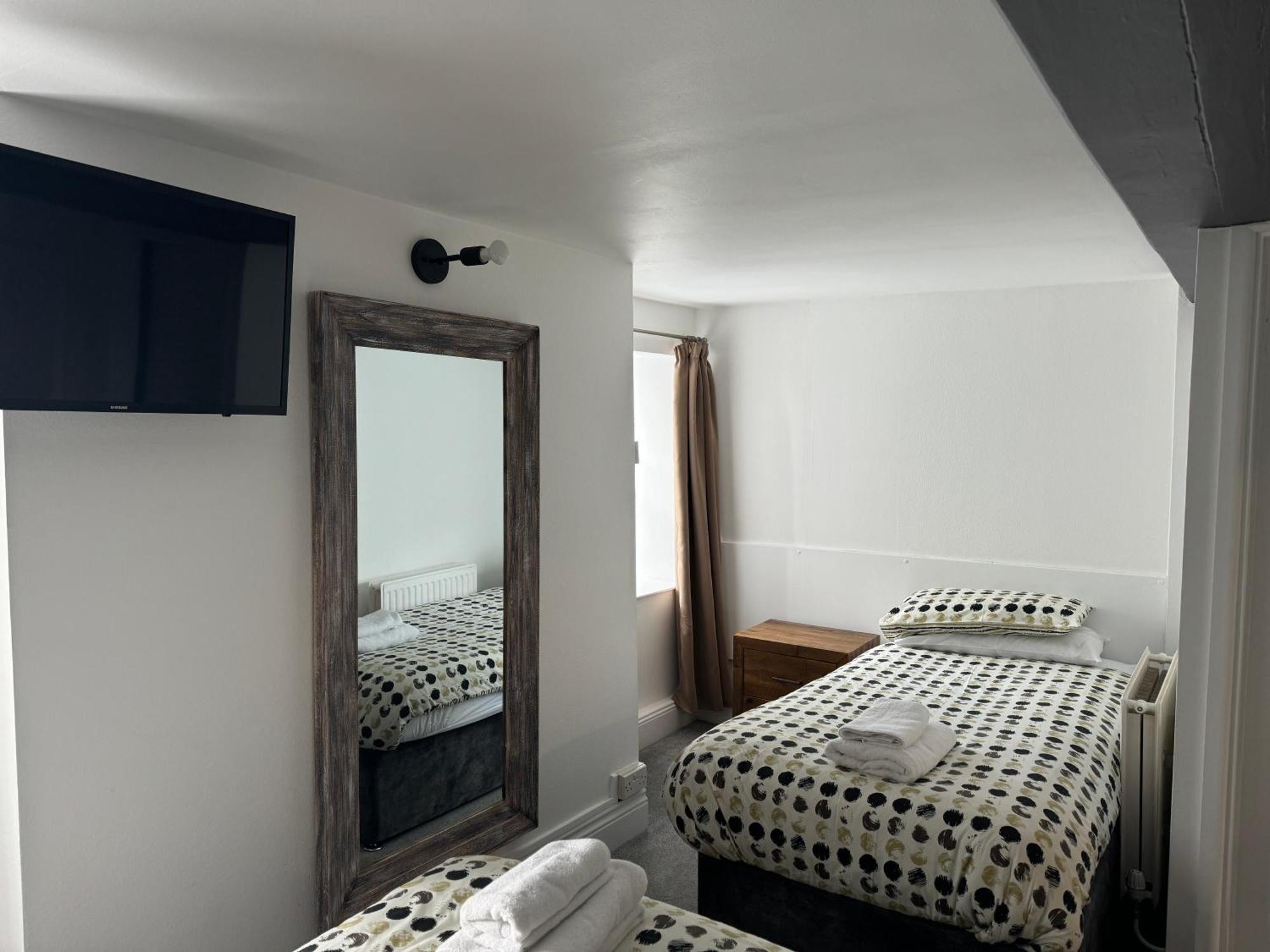 St Georges Hotel Saint Peter Port Buitenkant foto
